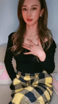♥️ 性感小妖精 颜值很哇塞的蜜桃女神揉奶抠逼好销魂 图 01