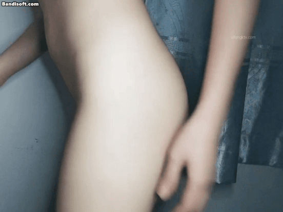 UT-戚戚 短发高颜值御姐,大长腿的屁股,这是什么型 图 04