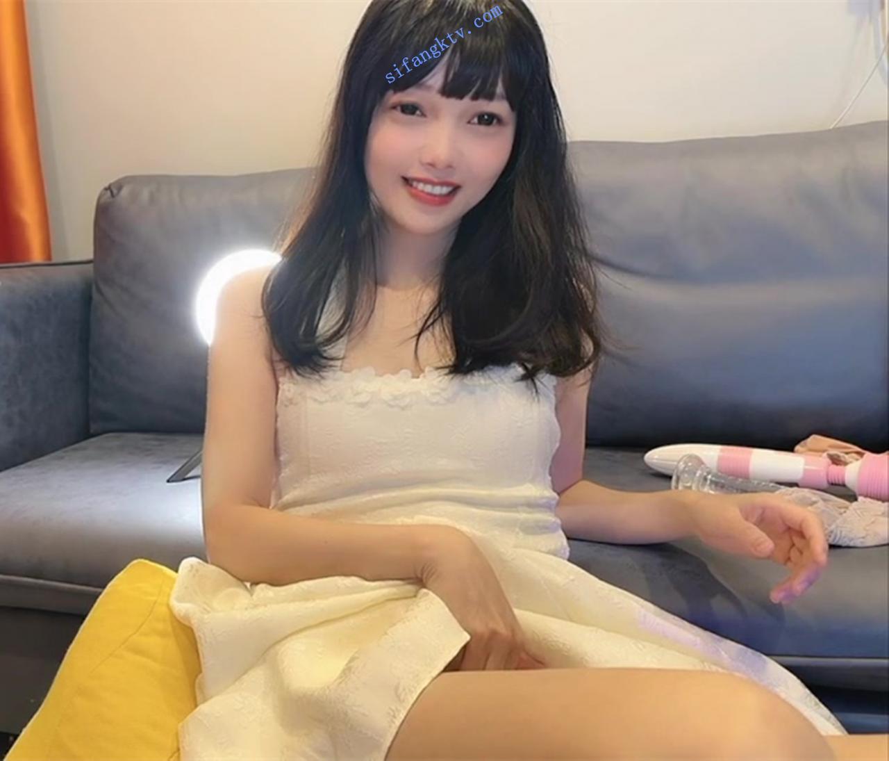❤❤❤ kekexixi 20岁,学生,恋爱校花类型,道具自慰流水 图 02