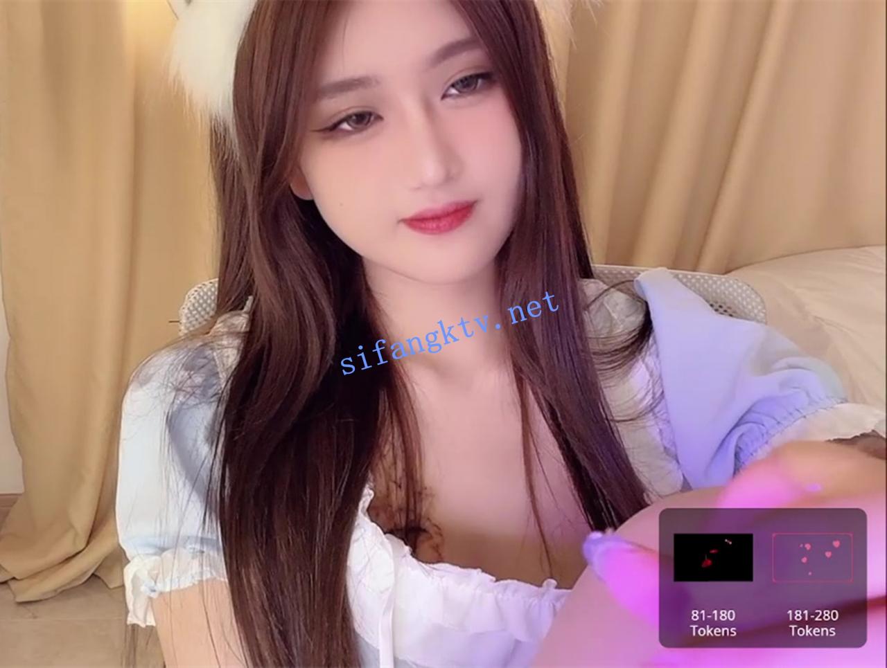 核弹头~尺度飙升~ qing-qq 兔耳朵大胸学妹~道具黑牛自慰美~ 图 24