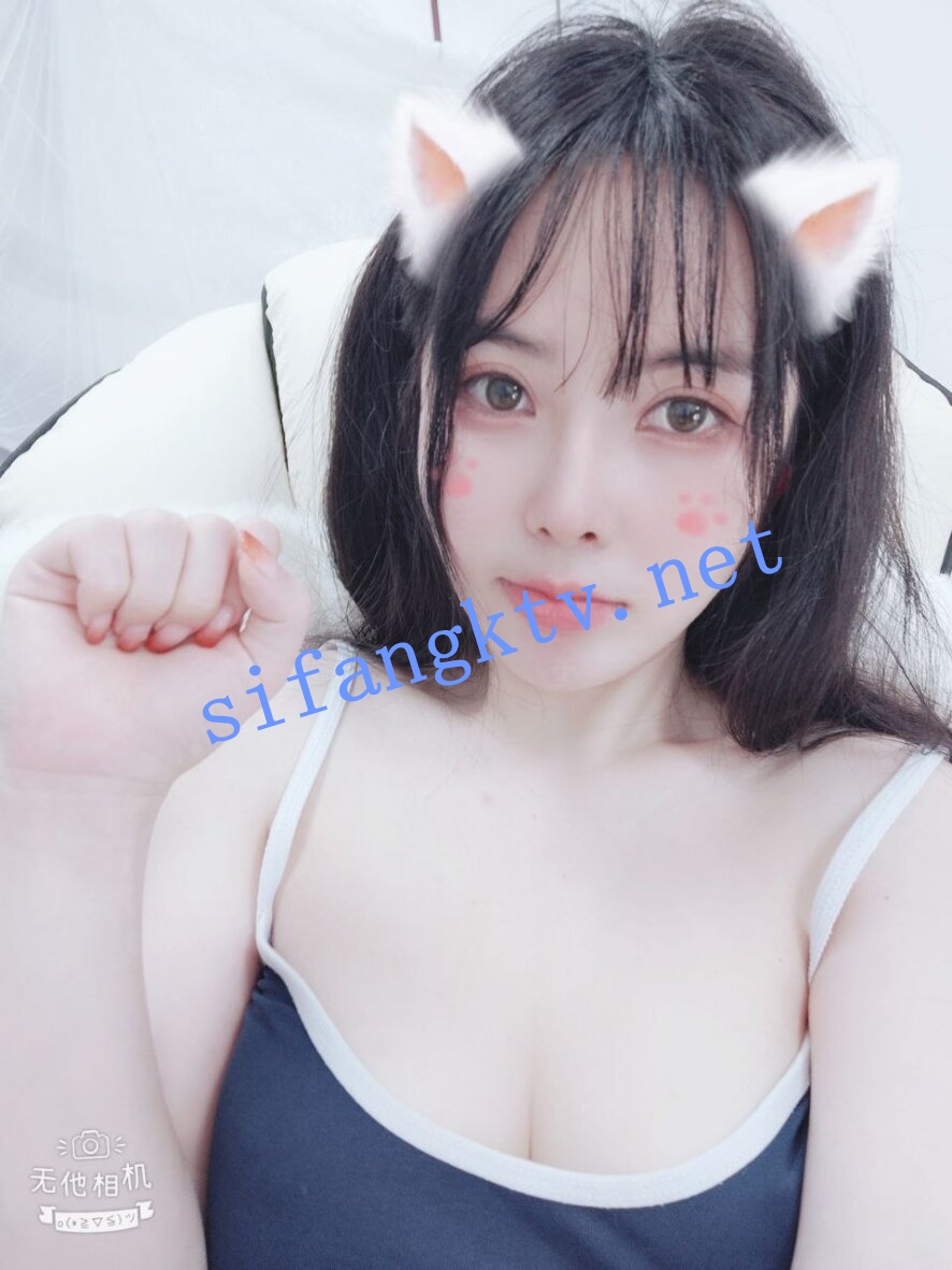 ❤❤❤ Sweet-QiQi 22岁巨乳大美女哭了,跳蛋大黑牛大秀 图 01