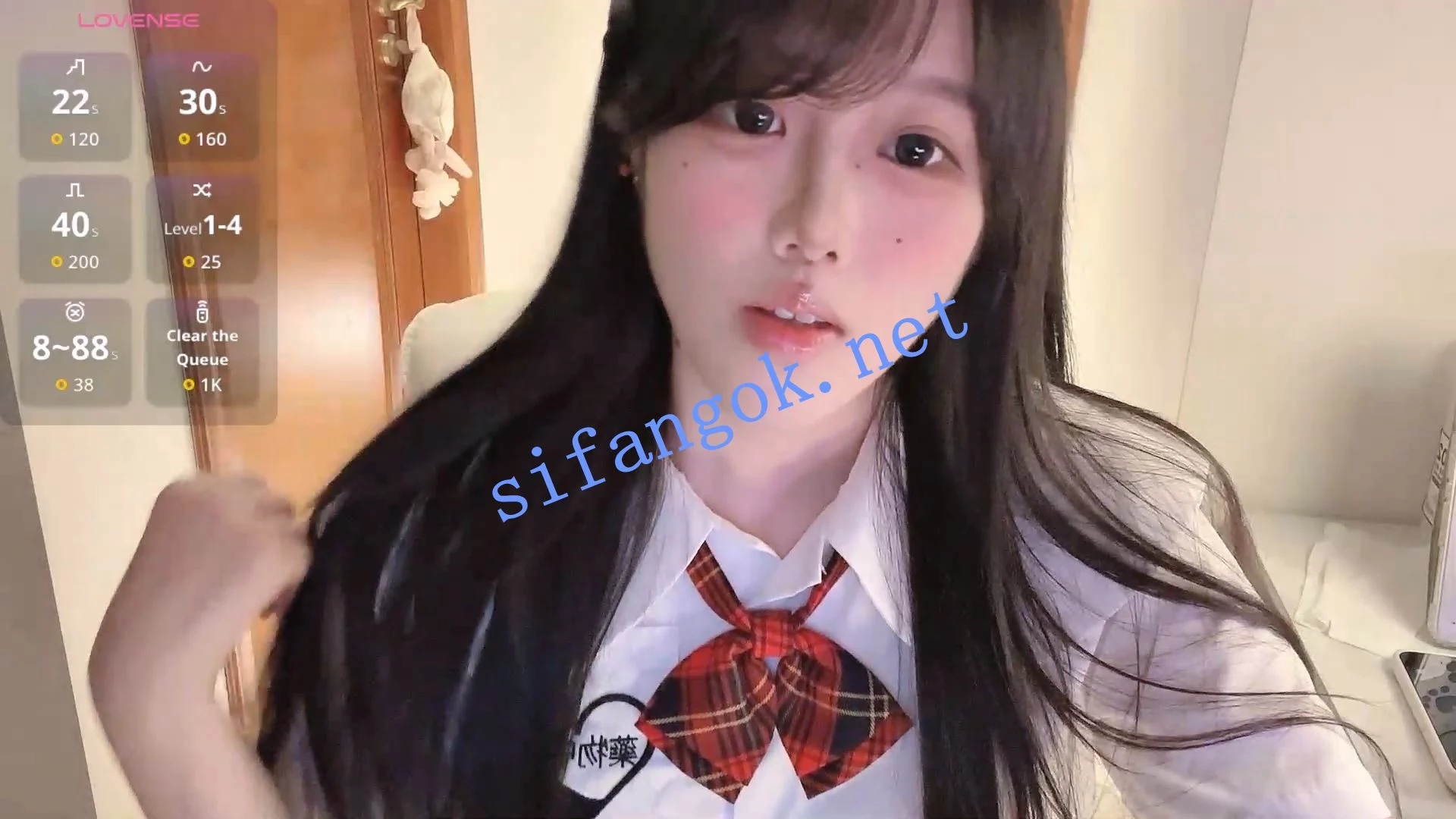 ❤️ uu_7 清纯萌妹~学生服~道具震动抽插~高潮颤抖 图 01